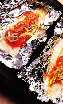 Pescado en papillote con ketchup