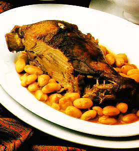 Pierna de cordero con alubias