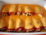 Pimientos del piquillo rellenos de rape y marisco