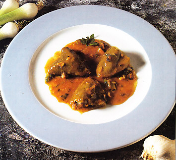 Pimientos verdes rellenos de rabo de ternera