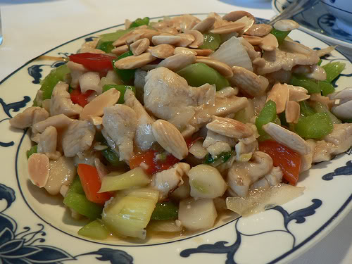 Pollo almendrado