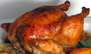 Pollo asado relleno de aceitunas