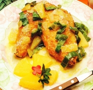 Pollo con piña y coco