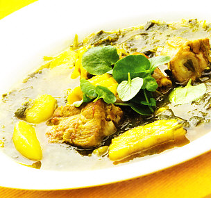 Potaje de berros con costilla de cerdo