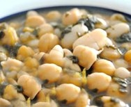 Potaje de garbanzos, judías y espinacas