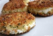 Queso de cabra, rebozado y frito