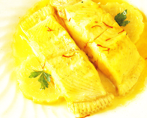Rodaballo al azafrán