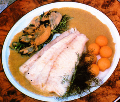 Rodaballo con mejillones y melón