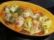 Rollitos de col con queso