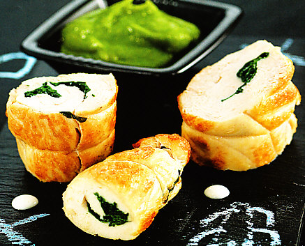Rulo de pollo con puré de verduras