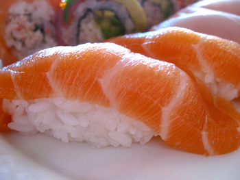 Sake nigiri (Nigiri de Salmón)