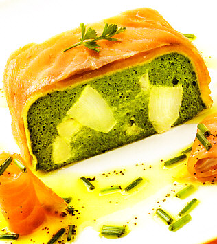 Salmón con pudin de espárragos