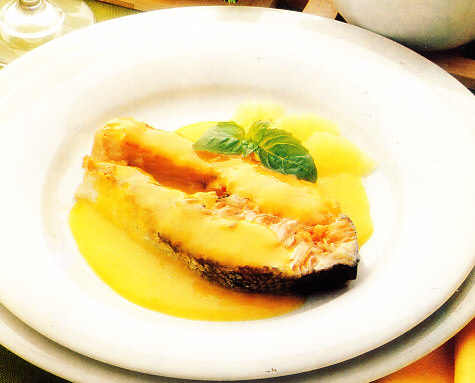 Salmón con salsa de pomelo