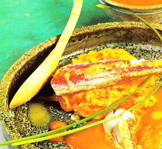 Salmonetes con crema de calabaza y salsa de cítricos