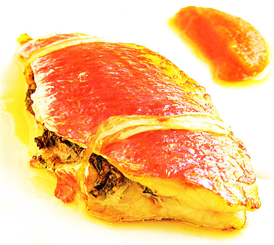 Salmonetes de roca rellenos de espinacas