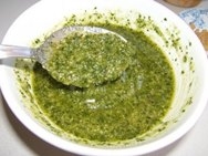 Salsa al pesto casera