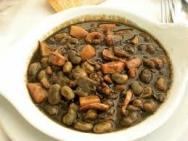 Sepia con habas y guisantes