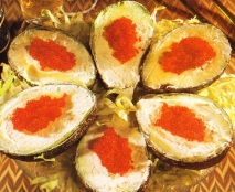 Aguacates con salmón