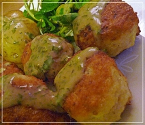 Albóndigas de pescado con salsa de queso