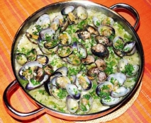 Almejas con arroz
