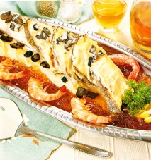 Besugo con salsa de langostinos