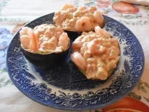 Receta de Bocois de aguacates con frutos del mar y salsa rosa