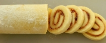 Brazo de gitano con mermelada de melocotón