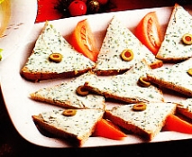 Canapés al roquefort