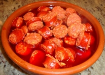 Chorizos a la sidra al estilo asturiano