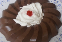 Receta de Corona de chocolate con nata vegetal