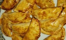 Receta de Empanadillas de bacalao con sanfaina y alioli de olivas negras y perejil