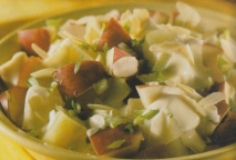 Ensalada de manzanas rojas