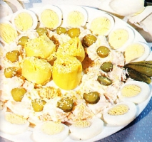 Receta de Ensalada de pavo con alcachofas y huevos duros
