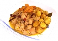 Guiso de carne de cerdo con castañas