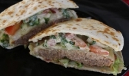 Hamburguesa en quesadilla