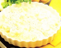 Huevos con salsa de cebolla y bechamel