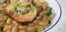 Judias blancas con gambas en microondas