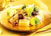 Receta de Menestra de cardo y brócoli con morcilla y panceta