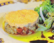 Milhojas de escalibada con salsa romesco
