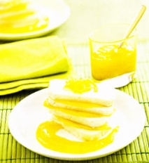 Milhojas de queso y mango
