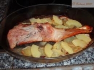 Paletilla de cordero al horno con patatas