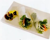 Receta de Rollitos de papel de arroz rellenos con verduras y germinados