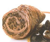 Receta de Rollitos de ternera rellenos de aceitunas y jamón cocido