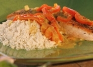 Salteado de salmón con arroz