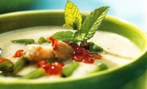 Sopa fría de cangrejo a la menta