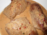 Solomillo a la pimienta rosa