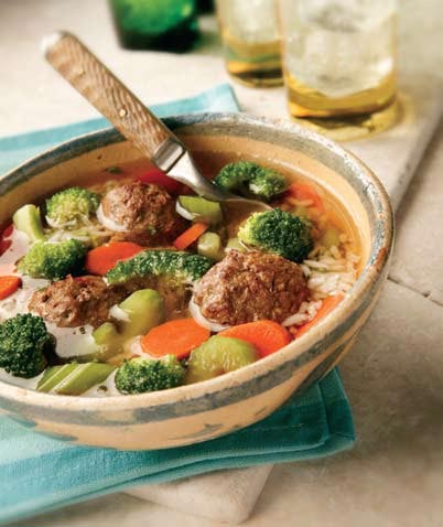 Sopa de albóndigas
