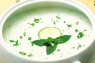 Sopa de pepino y menta