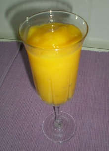 Sorbete de piña con cava
