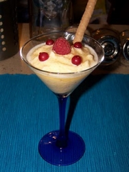 Sorbete de piña y fresas